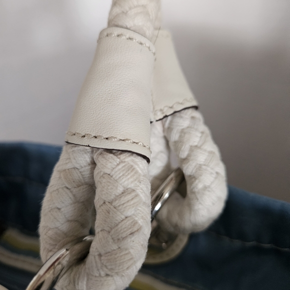 Coach F16624 East West Beach Tote w/Rare Seahorse Charm And Matching Wristlet - Picture 11 of 15